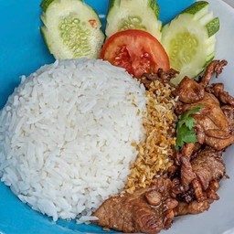 ข้าวราดหมูทอดกระเทียม