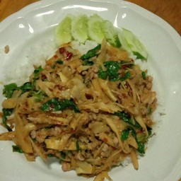 ครัวยายณี