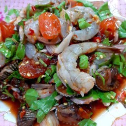 ยำ3อย่าง แครง แดง กุ้ง