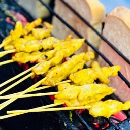 หมูสะเต๊ะคุณยศ อ่อนนุช 46/1