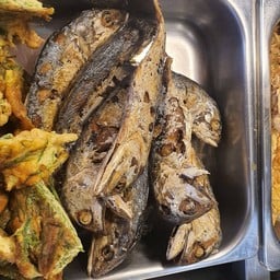 ปลาทูทอด