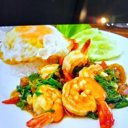 ข้าวกระเพรากุ้ง+ไข่ดาว