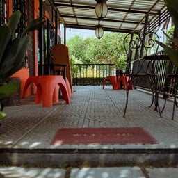 Garden chill