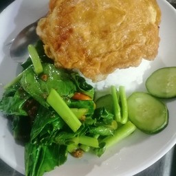 ข้าวคะน้าปลาเค็ม