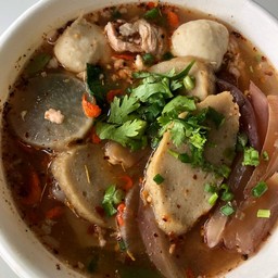 เย็นตาโฟ