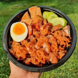 หมูทอดในตำนาน ซอยสามัคคี ซอยสามัคคี