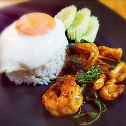 3.ข้าวผัดกะเพรา กุ้ง + ไข่ดาวหรือไข่เจียว