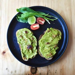 Roasted Garlic Avocado