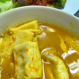 แกงส้มปลากระพง+บล๊อคโคโลี่ผัดกุ้ง+ปีกไก่ทอดนำ้ปลา+ข้าว2ถุง