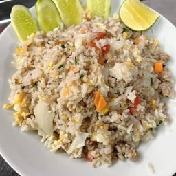 ข้าวผัดหมู