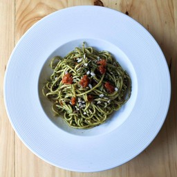 Avocado Pesto Pasta