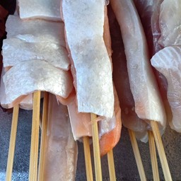 ท้องแซลมอน