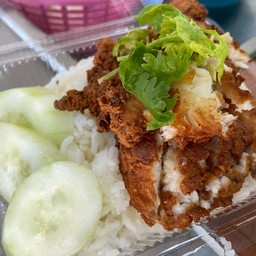 ครัวป้านก อาหารตามสั่ง