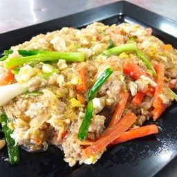 ผัดวุ้นเส้นใส่ไข่