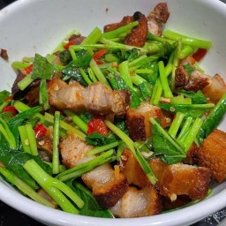บ้านอาหารตามสั่ง บางบัวทอง