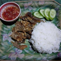 ข้าวปลาแกะซิ่ง ป๊อป&แบม สาขาชุนชมร่วมใจ