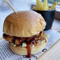 Spiced Pulled Pork Brioche Burger