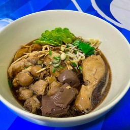 ก๋วยเตี๋ยวไก่มะระ  ( เตี๋ยวม๊ะไก่ )