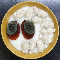 โจ๊ก(พิเศษ) หมูล้วน ไข่เยี่ยวม้า