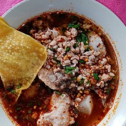 ก๋วยเตี๋ยวหมูต้มยำมะนาวสด ช่างโอ