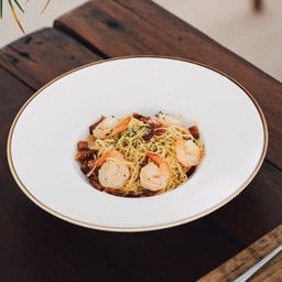 พาสต้ากุ้งและชอริโซ่ผัดแห้ง