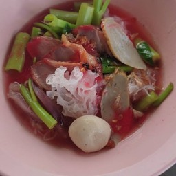 เส้นใหญ่เย็นตาโฟ