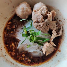 เล็กเนื้อ