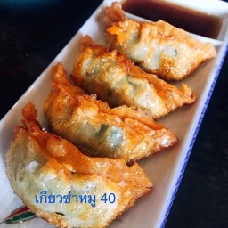 เกี๊ยวซ่าหมู LunchBox