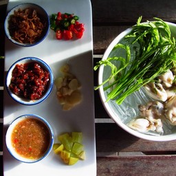 หอยนางรมทรงเครื่องจาน (ตัวเล็ก)