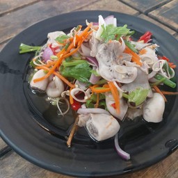 ยำไส้ตัน