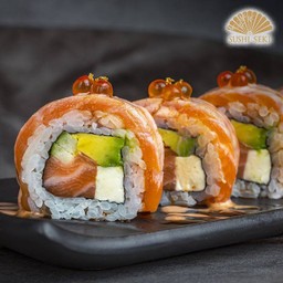 Salmon Cheese Roll