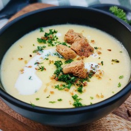 Homemade sweet corn chowder soup
