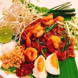 ผัดไทยไชยา (สูตรต้นตำหรับไชยาแท้) สาขา บ้านดอน เมืองสุราษฎร์ธานี