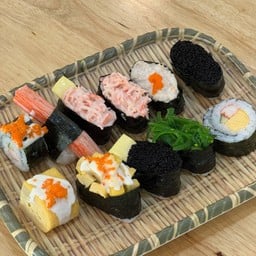 กล่องสุ่ม130บาท 10ชิ้นแถมฟรี1ชิ้น