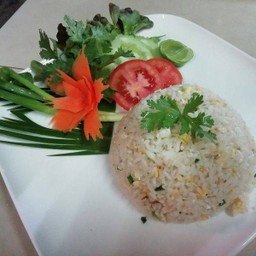 ข้าวผัดปู Fried rice with crab meat