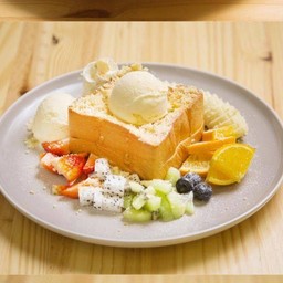 ผลไม้รวม ฮันนี้ โทสต์