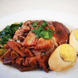 ข้าวขาหมูทุกอย่าง เนื้อ+หนัง+ไส้+ไข่