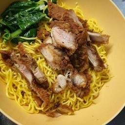บะหมี่ไก่ทอด