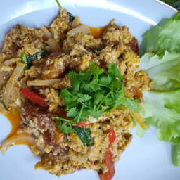 ปูนิ่มผัดผงกะหรี่ Stir Fried Soft Shell Crab with curry powder