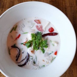 ต้มข่ากุ้งนมสด (หม้อไฟ) Shrimp in coconut milk soup