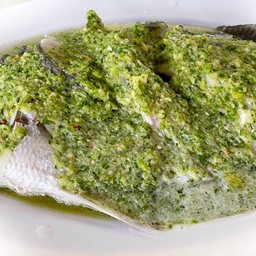 ปลากะพงนึ่งมะนาว