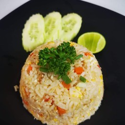 7.ข้าวผัด หมู+ไข่ดาวหรือไข่เจียว