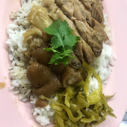 ข้าวราดเนื้อล้วนธรรมดา