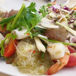 ยำวุ้นเส้นทะเล