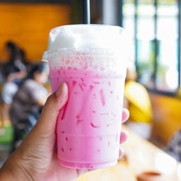 นมชมพูเย็น แก้ว20oz