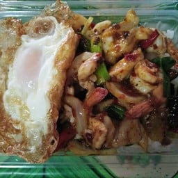 ผัดพริกเผาทะเลราดข้าว