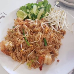 ผัดไทกุ้งสด