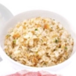ข้าวกระเทียม