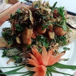 ปลาทับทิมทอดสมุนไพรDeep Fried Red tilapia fish
