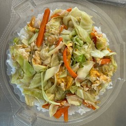 ข้าวกะหล่ำผัดใส่ไข่